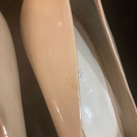 Nine West Faux Patent Taupe Heels Sz 6 - Picture 4 of 9